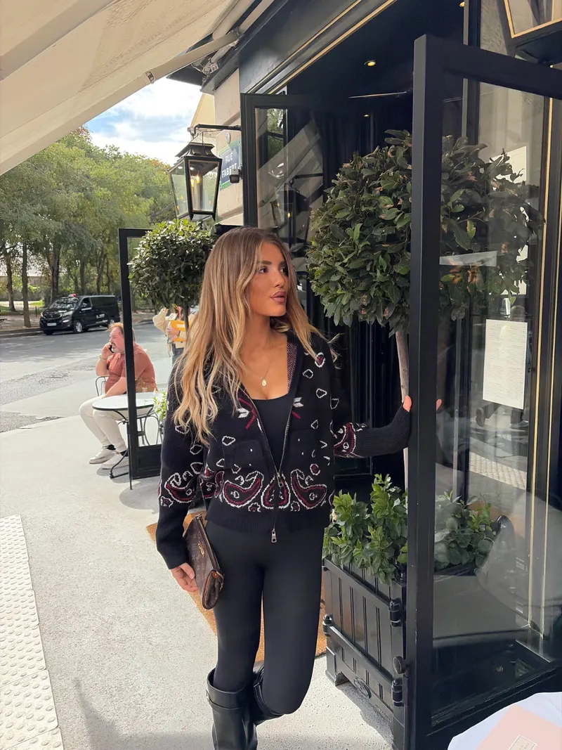 Gilet Deva — Noir et bordeau