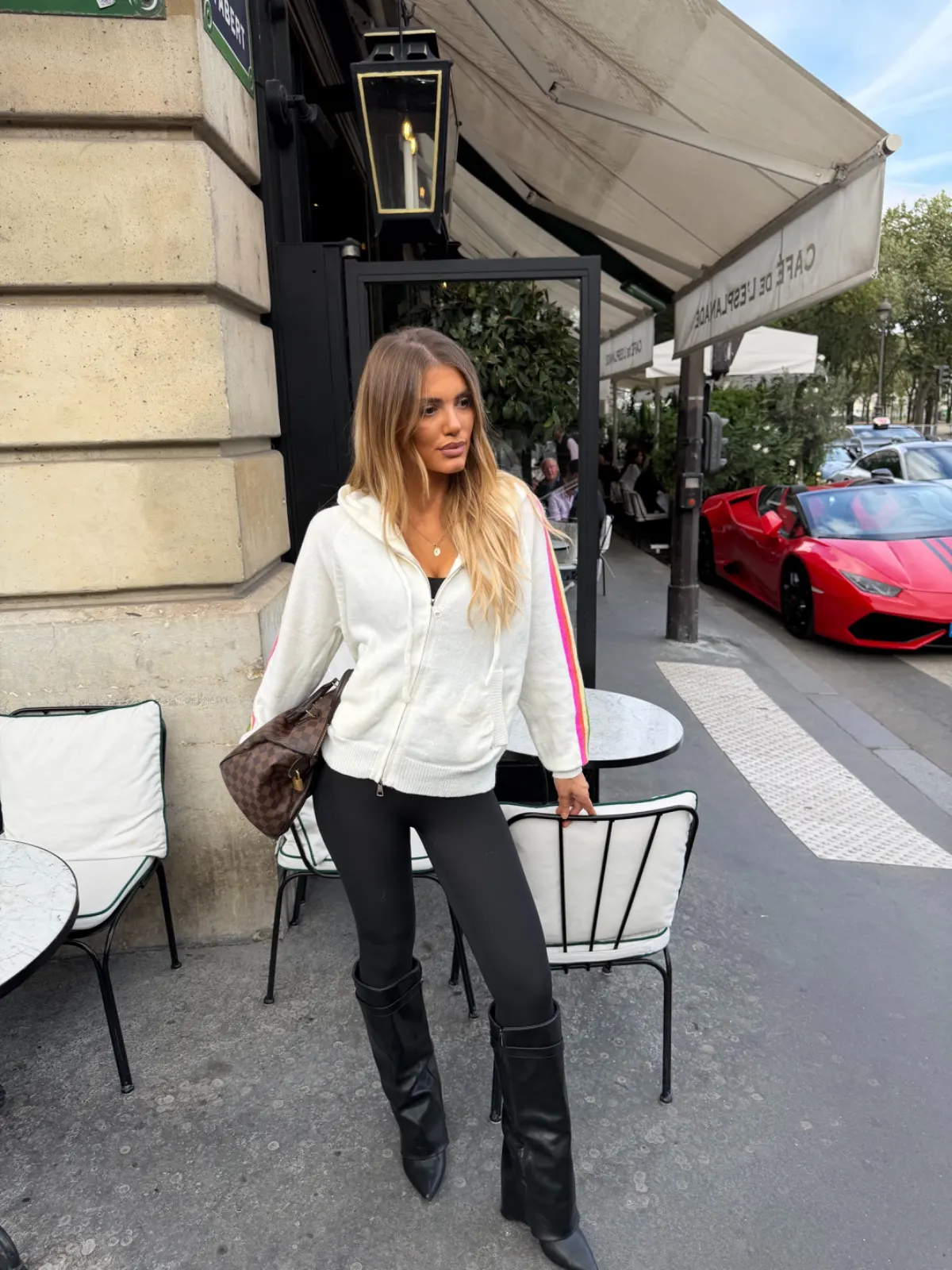 Pull Futur Capuche — Blanc — vue 5
