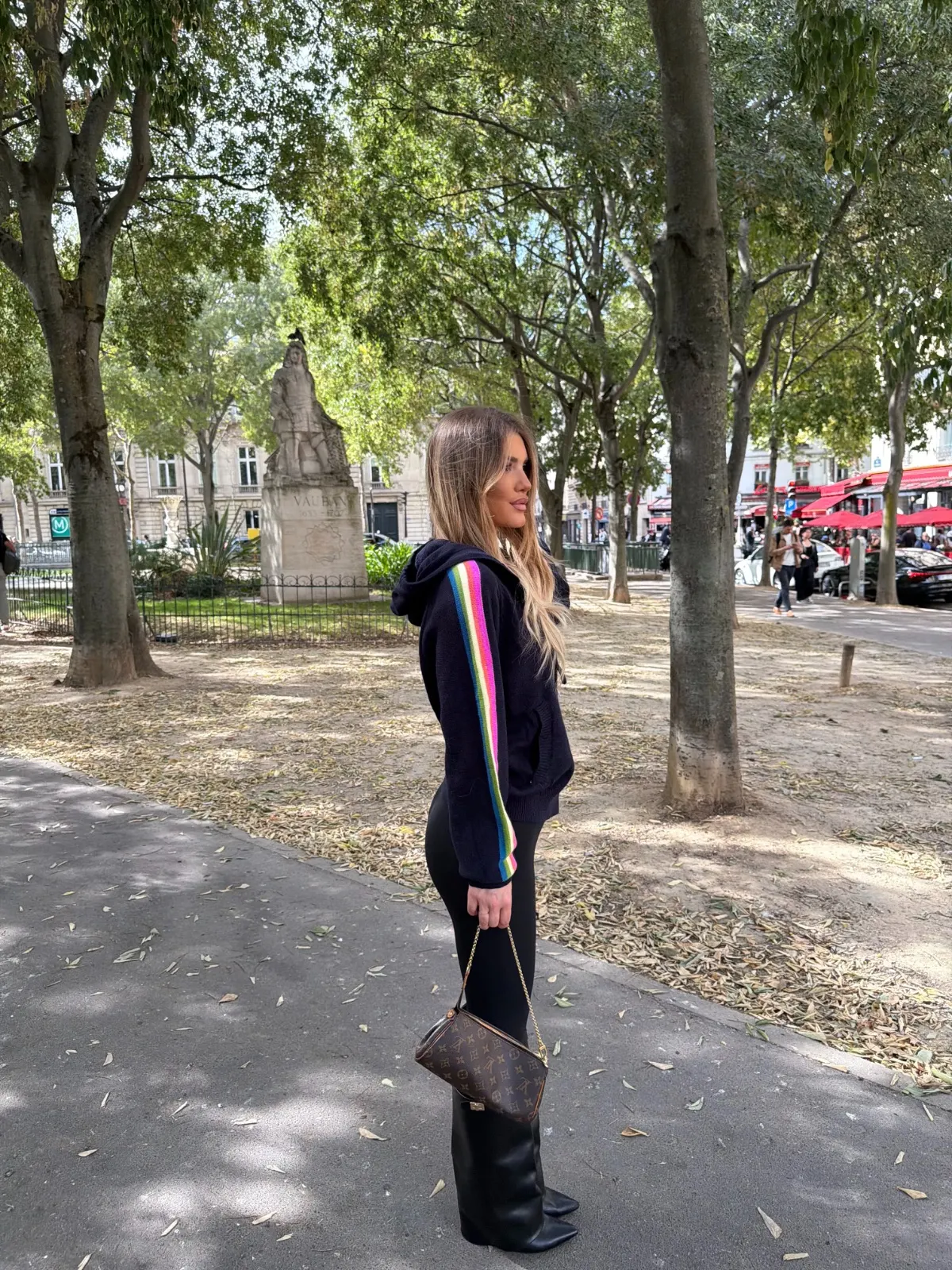 Pull Futur Capuche — Bleu marine — vue 5