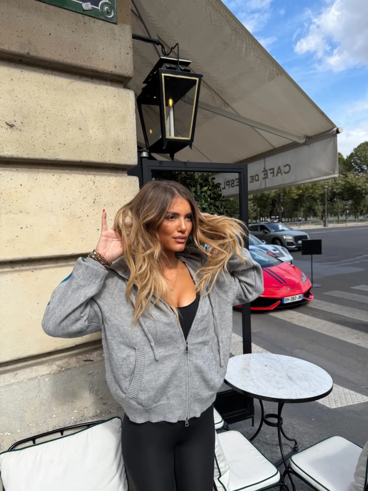 Pull Futur Capuche — Gris — vue 3