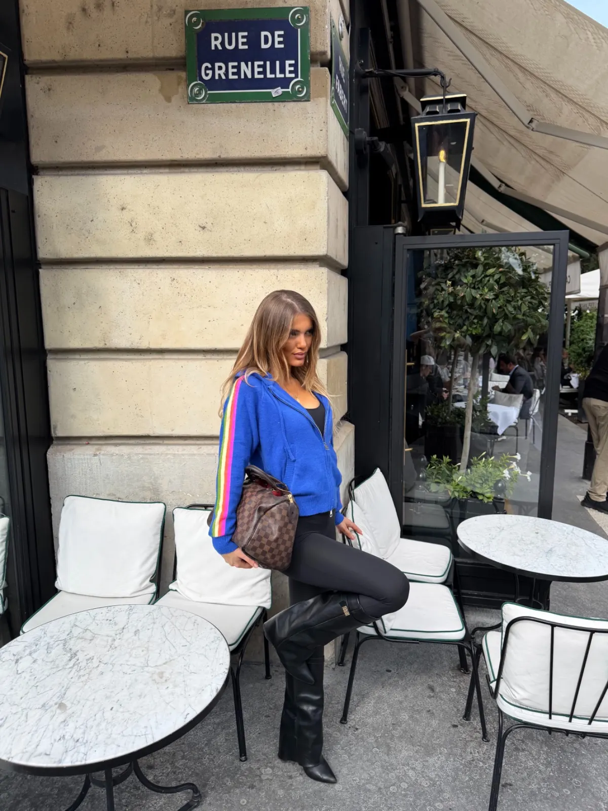 Pull Futur Capuche — Bleu roi — vue 4