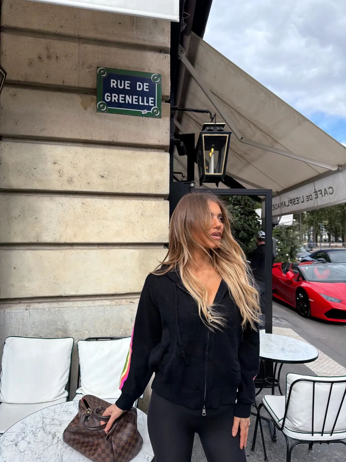 Pull Futur Capuche — Noir — vue 4